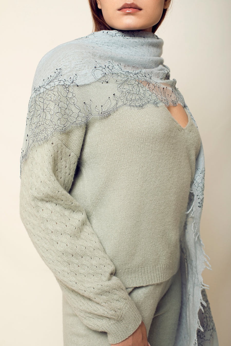 LACE ON LOOSE KNIT STOLE